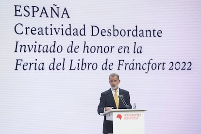 El rey Felipe VI, durante la inauguración de la Feria del Libro de Fráncfort, en Alemania.