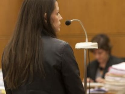Angie, declarant davant el jutge