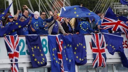 Manifestantes contra el Brexit, el s&aacute;bado en Londres.