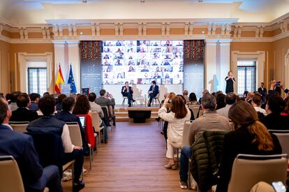 Presentación del Kit Consulting, el pasado 17 de mayo, con José Luis Escrivá, ministro para la Transformación Digital y de la Función Pública (a la izquierda), y  
Jesús Herrero, director general de Red.es.