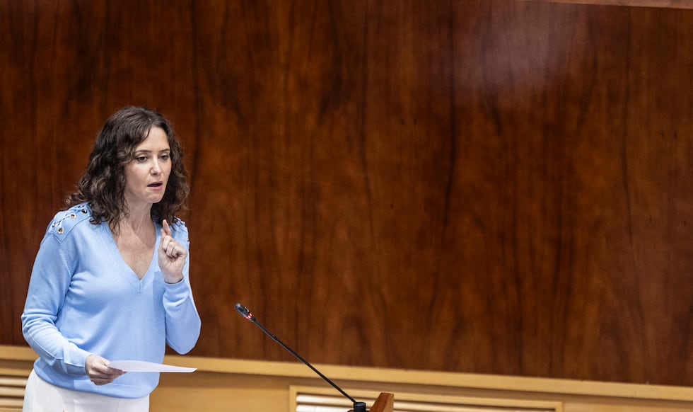 Ayuso defiende en la Asamblea de Madrid su tormentoso viaje: “México no ...