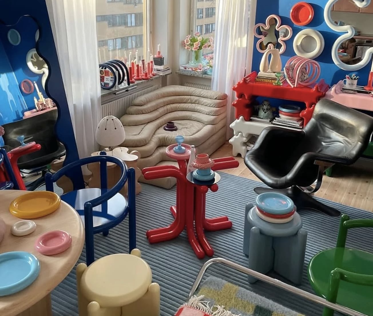 “Ya es insoportable, no sé quién puede vivir en un lugar así”: ¿ha llegado el fin del Dopamine Decor?