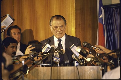 Patricio Aylwin, líder de la Democracia Cristiana de Chile, en el plebiscito de 1988