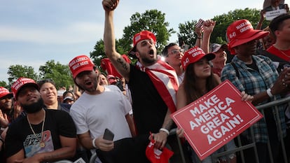 Simpatizantes de Donald Trump durante un mitin con la comunidad latina del Bronx, Nueva York, en mayo de 2024.