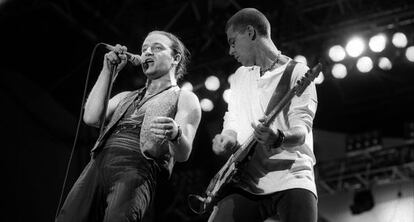 U2 en el concierto que dio en el Santiago Bernab&eacute;u en 1987.