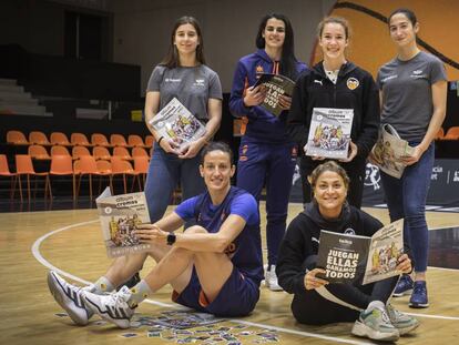 <CJ4>Desde la izquierda y de arriba abajo, Irene Noguera, Leticia Romero, Bea Beltrán, Lucía Abellán, María Pina y Sandra Hernández.