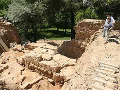 Lleida descubre su muralla romana