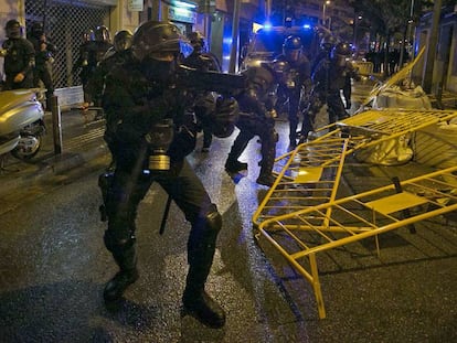 Incidents després d'una manifestació el 2014 a Sants.