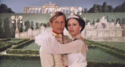 Michael York y Marthe Keller, en 'Fedora'.