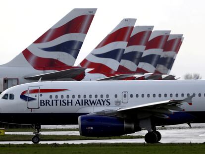 Aviones de British Airways, en el aeropuerto de londinense de Heathrow, en marzo de 2020.