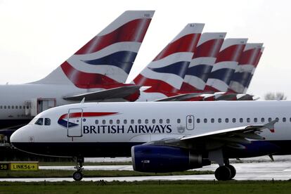 Aviones de British Airways, en el aeropuerto de londinense de Heathrow, en marzo de 2020.