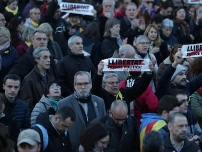 Manifestantes este viernes en Barcelona.