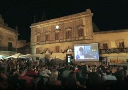 Una proyección del festival Libero cinema in libera terra.