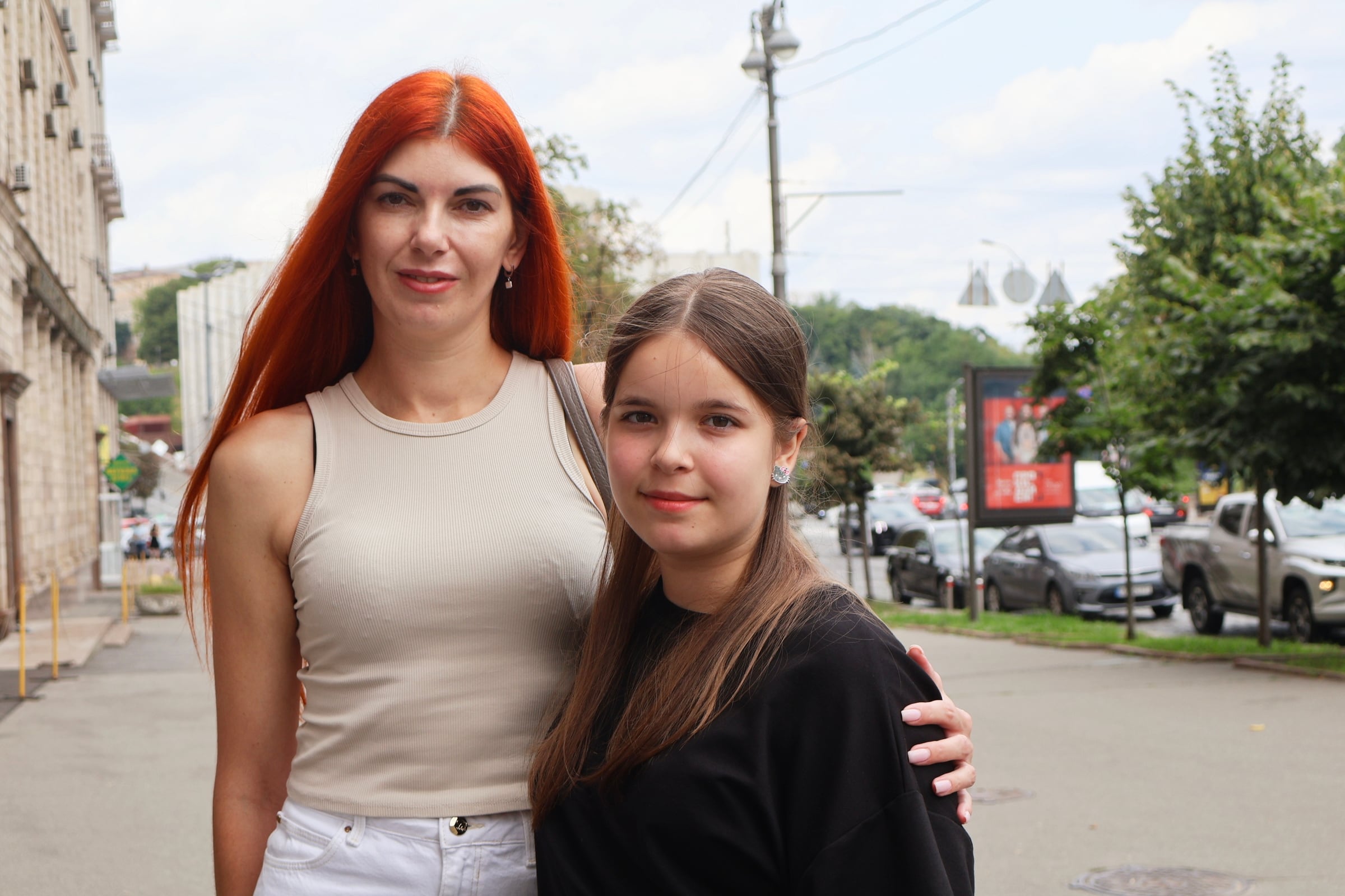 Margarita junto a su madre Katerina, el 6 de agosto en Kiev.