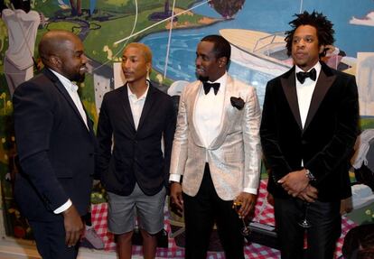 Plana mayor de raperos. De izquierda a derecha, Kanye West, Usher, Diddy y Jay Z.