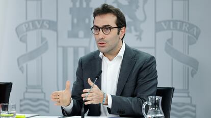 El ministro de Economía, Carlos Cuerpo durante la rueda de prensa tras el Consejo de Ministros celebrado este martes en La Moncloa, Madrid. EFE/ Mariscal