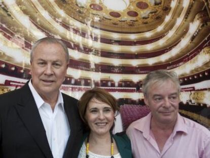 Wilson, Mar&iacute;a Bayo y el maestro Michael Boder, en el Liceo.