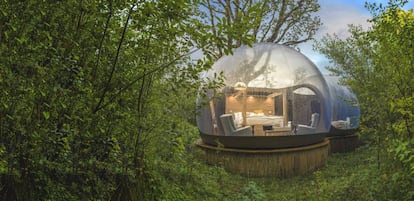 Una de las 'bubble domes' a orillas del lago Erne, en el resort Finn Lough, en Irlanda del Norte.