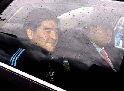 El seleccionador argentina, camino del aeropuerto tras declarar ante la Comisión Disciplinaria de la FIFA