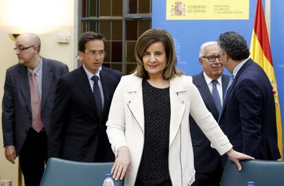La ministra de Empleo, Fátima Báñez, cuando presentó el informe de los expertos sobre las pensiones.