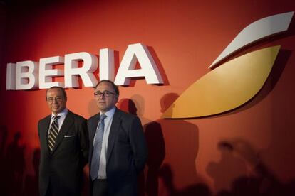 Antonio Vazquez, presidente de Iberia, y Luis Gallego, consejero delegado, en la presentanción de la nueva imagen.