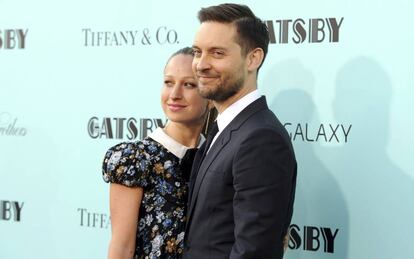 Tobey Maguire y Jennifer Meyer en el estreno de &#039;The Great Gatsby&#039;. 