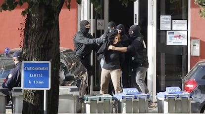 Lesaka, en el hotel en M&acirc;con (Francia) donde fue arrestada.