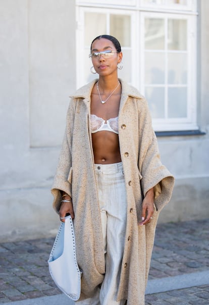 La influencer Amaka Hamelijnck en la semana de la moda de Copenhage este agosto.