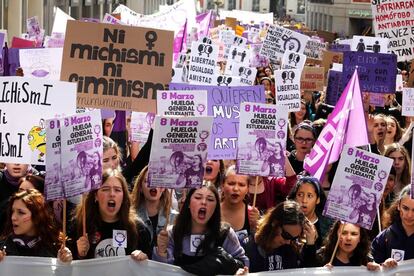 Concentración del Sindicato de Estudiantes en la Puerta del Sol, dentro de la huelga estudiantil-feminista convocada con motivo del Día de la Mujer.