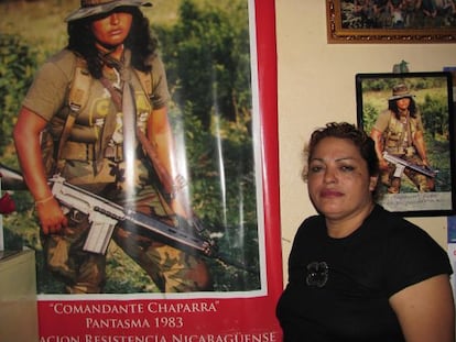Élida Galeano, antes Comandante Chaparra de la Contra y hoy diputada por Convergencia Nacional, la alianza encabezada por el Frente Sandinista en las elecciones de 2006, lucha a través de una pequeña asociación por los derechos de los veteranos.