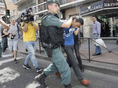 Operación contra la mafia china en Puente de Vallecas en mayo de 2015.