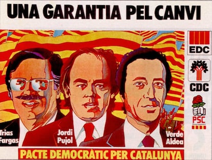 Nacionalistas y socialistas catalanes se presentaron juntos en 1977. Aquí aparecen Ramón Trías Fargas, Jordi Pujol y Josep Verde i Aldea. "Con el tiempo esa tendencia de aglutinar candidatos en una misma imagen se ha ido concentrando en uno solo", explica Aira. "Cada vez más, el candidato es el mensaje".