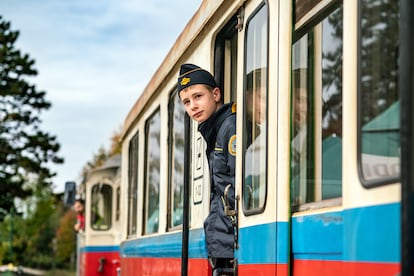 El Tren de los Niños, nacido en la época comunista, es una de las atracciones turísticas de Budapest.