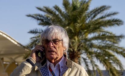 Bernie Ecclestone, patr&oacute;n de la F1, en Bahrein.