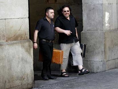 Rafael Metlikoviez, a la izquierda, y Xavier Theros, en Barcelona.