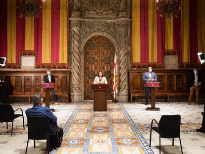 L'alcalde de Terrassa, Jordi Ballart; l'alcaldessa de Barcelona, Ada Colau; o l'alcalde de Mataró, David Bote, durant la presentació del projecte.