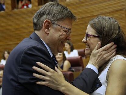 Ximo Puig i Mònica Oltra, avui, en la constitució de la Mesa de les Corts Valencianes.