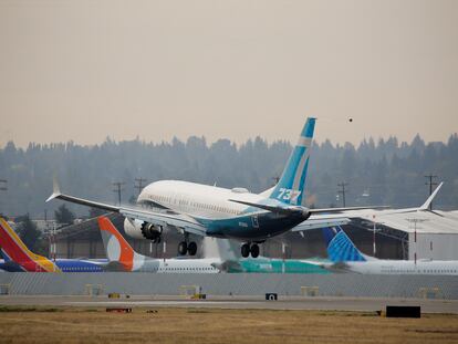 Un 737 MAX, en un vuelo de prueba en Seattle (EE UU), el pasado 30 de septiembre.