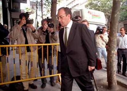 José María Ruiz de la Serna, <b></b><i>número dos</i> de Gescartera, a su entrada a la Audiencia Nacional