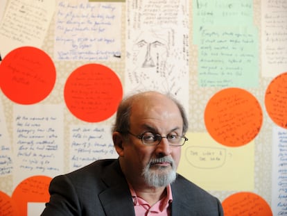 Salman Rushdie, durante una exposición sobre su obra en la Universidad de Emory, en Atlanta, Georgia (EE UU), en 2010.