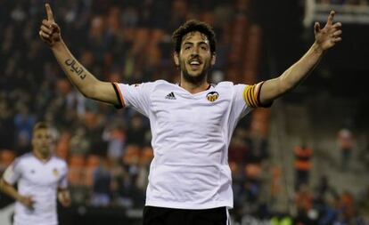 Parejo celebra su gol de penalti