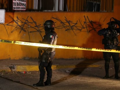 Policías en Tepic tras la muerte del líder de los Beltrán Leyva el viernes