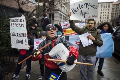 A pro-migrant rally in Washington DC.