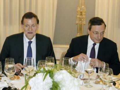 El presidente de la Generalitat de Catalu&ntilde;a, Artur Mas, el presidente del Gobierno, Mariano Rajoy y el presidente del Banco Central Europeo, Mario Draghi.