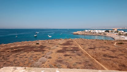 Vista desde la terraza del torreón de San José, en Tabarca (Alicante), en una imagen de la Guardia Civil.