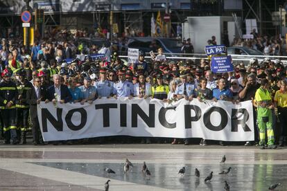 Pancarta con el lema "No tinc por" en la plaza de Catalunya al finalizar la marcha.