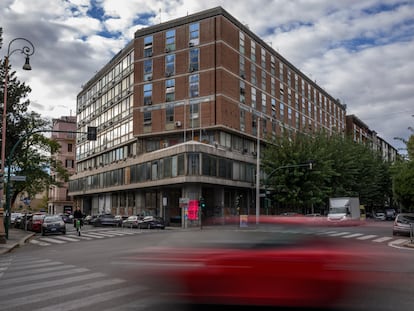 El edificio okupado de Spin Time en Roma, donde viven 450 personas.