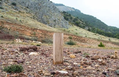 A plot of the Peñón del Colorado, where a marker rests on the ground where a third search will be conducted for García Lorca's remains.