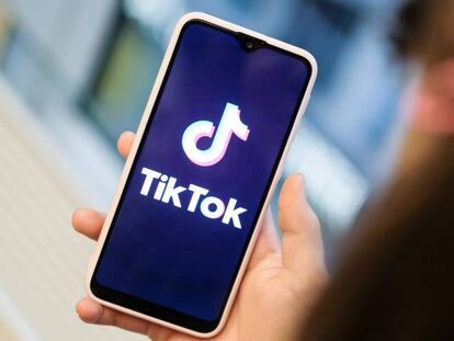 La aplicación de vídeos cortos Triller ofrece 20.000 millones de dólares por TikTok