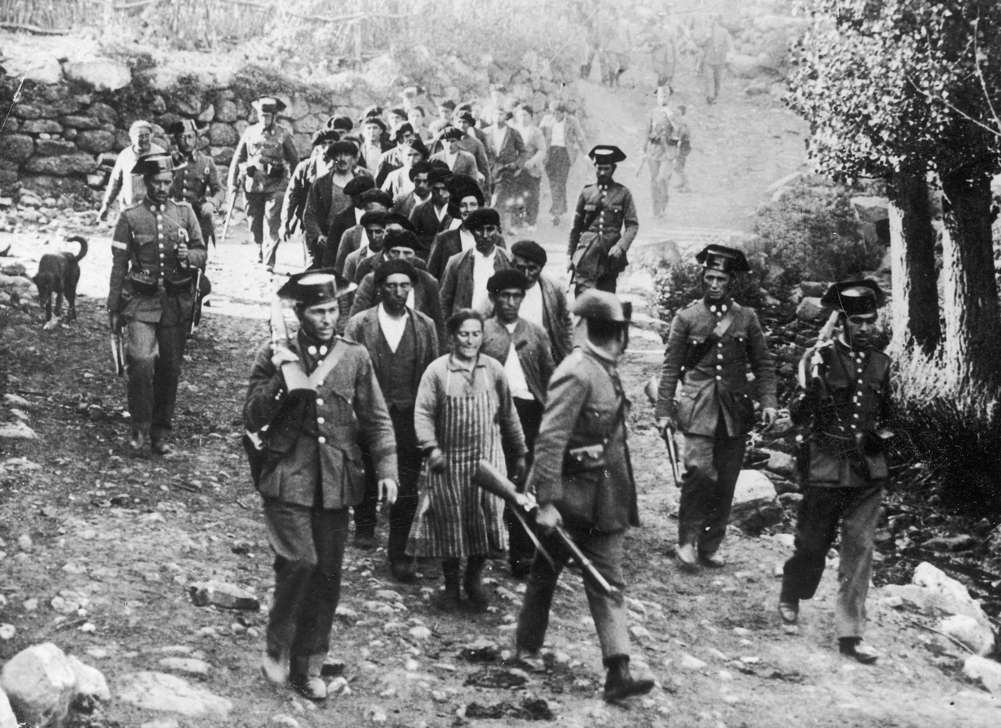 La revolución de octubre de 1934: un estallido de violencia política inédito en España que acabó con 1.500 muertos